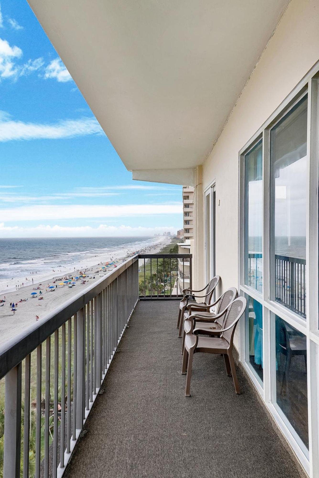 North Shore Oceanfront Resort Hotel 미를 비치 객실 사진