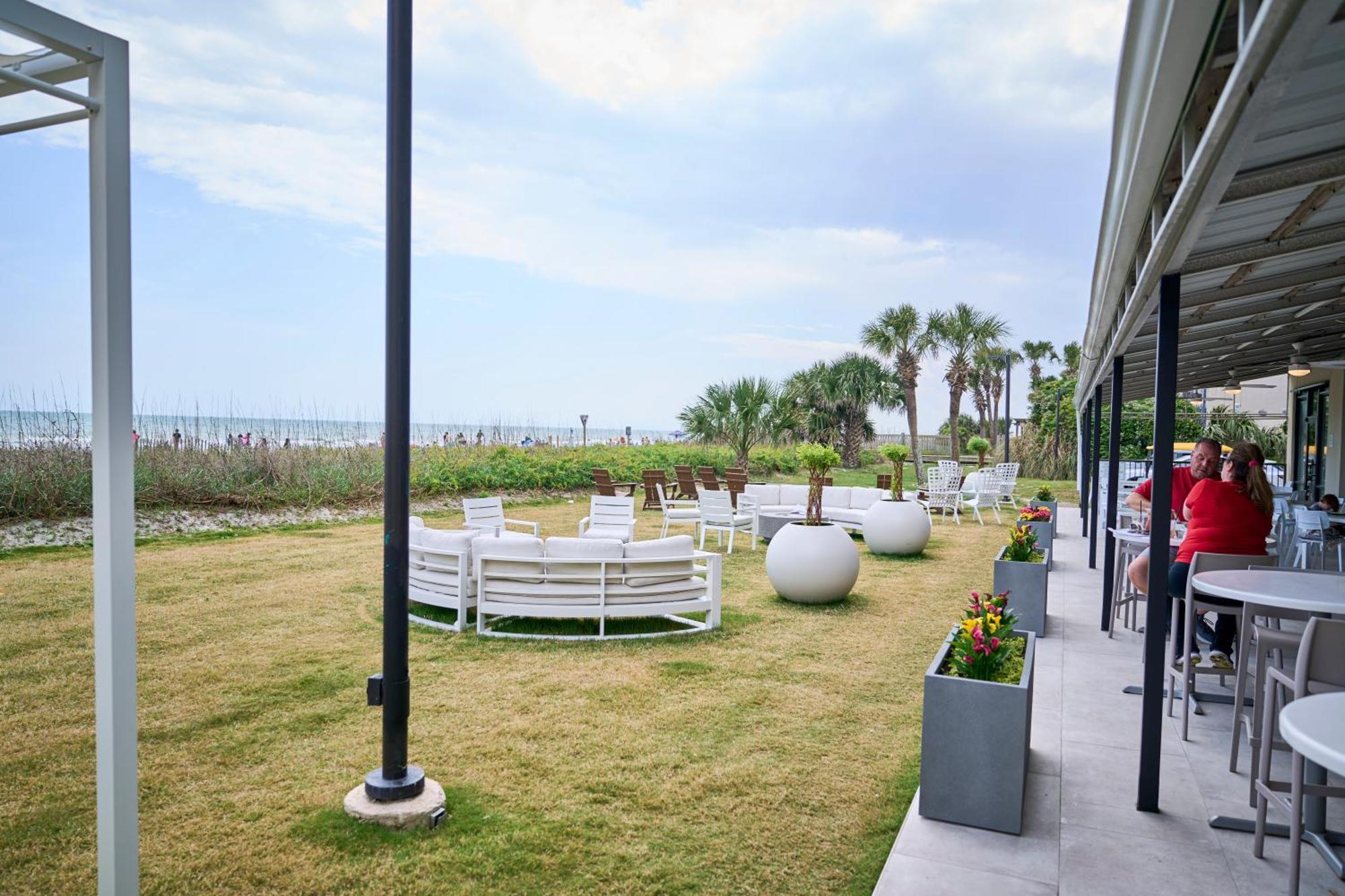 North Shore Oceanfront Resort Hotel 미를 비치 외부 사진