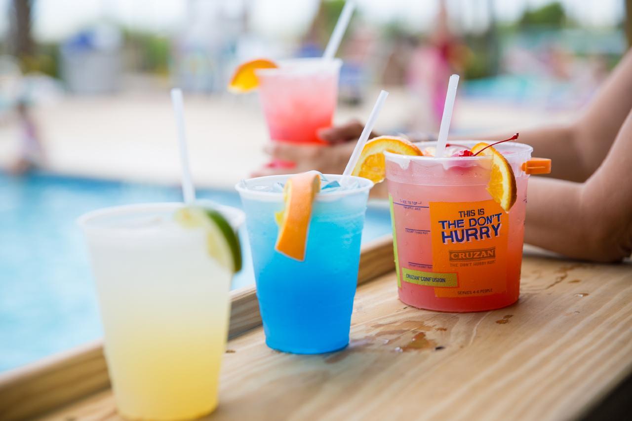 North Shore Oceanfront Resort Hotel 미를 비치 외부 사진